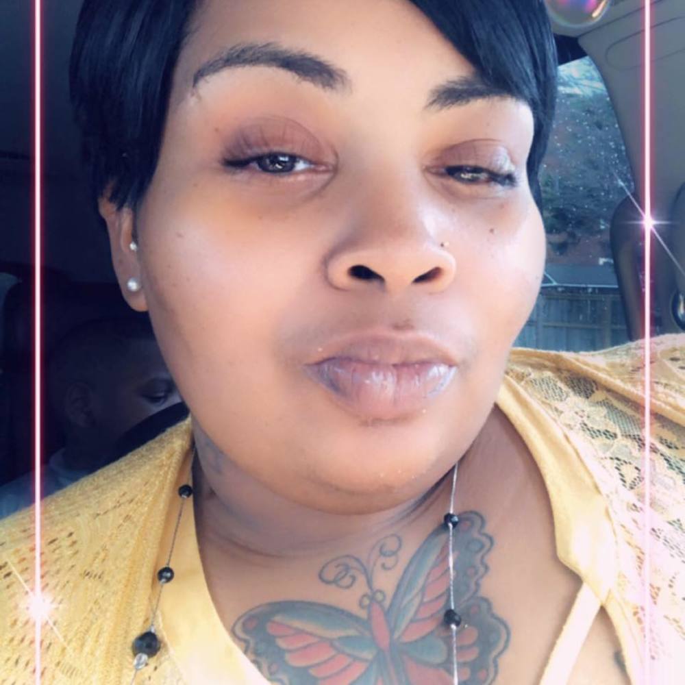 Meet your Posher, Whitney